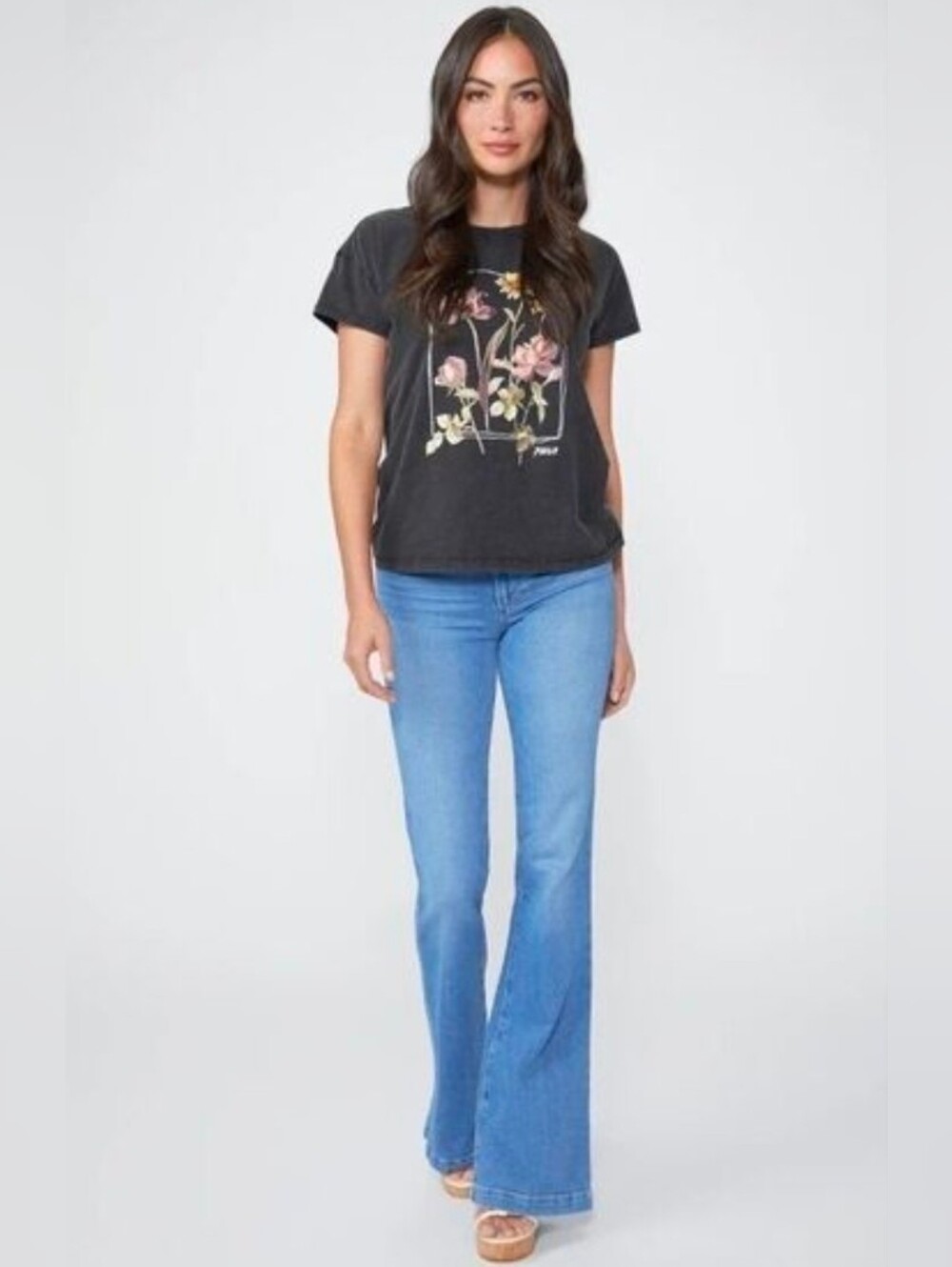 ❤️ PAIGE GENEVIEVE HIGH RISE FLARE JEANS IN GOLDEN YEARS WASH, 0 (25)